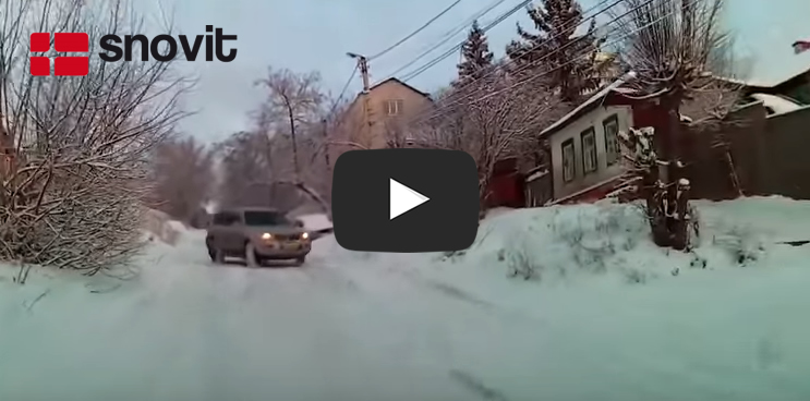 Diviértete con nuestros videos de vehículos en la nieve